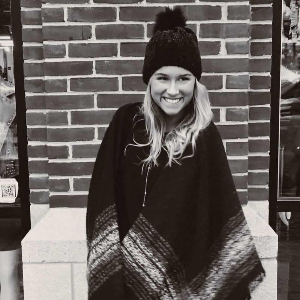 Meet your Posher, Hannah